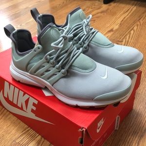 Nike Air Presto Sneakers